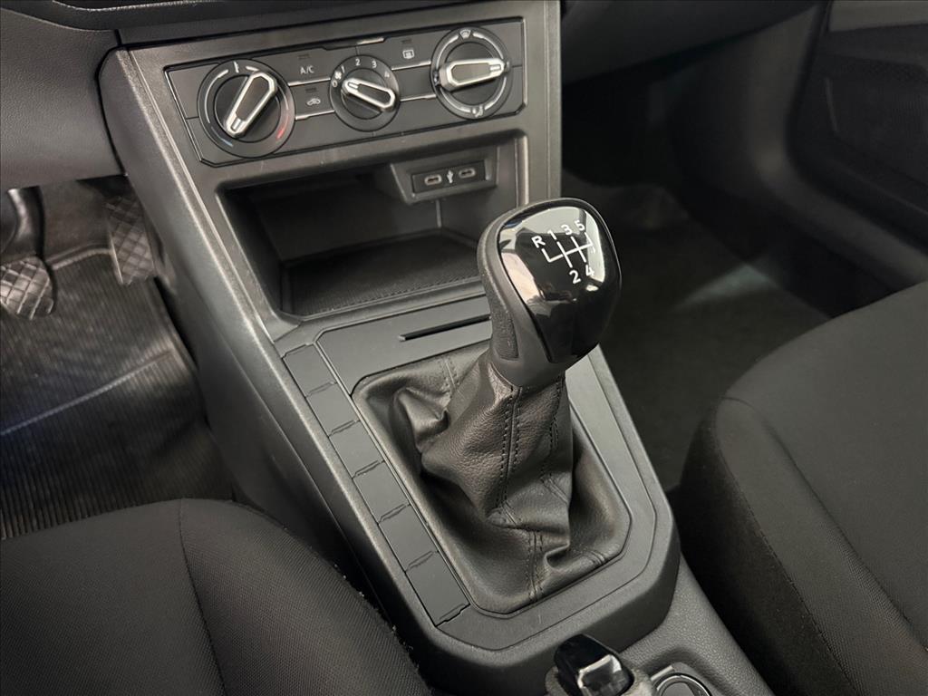 POLO 1.0 MPI TRACK MANUAL13