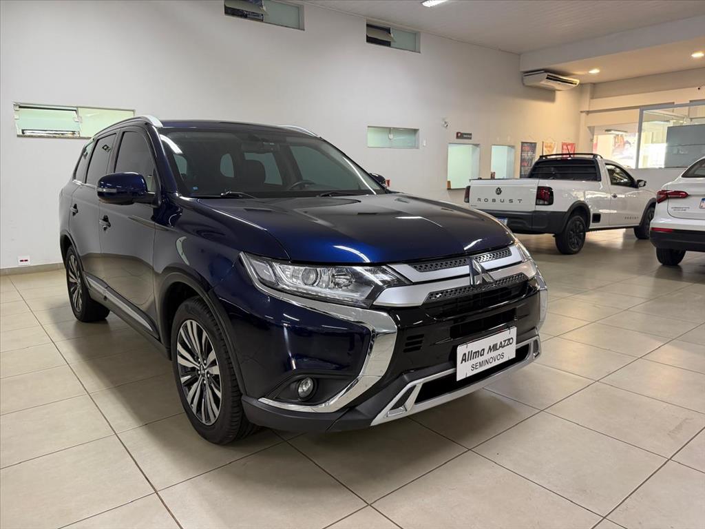 OUTLANDER 2.0 MIVEC GASOLINA HPE AUTOMÁTICO