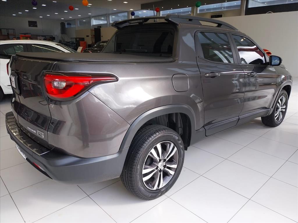 TORO 1.3 TURBO 270 FLEX FREEDOM AT68