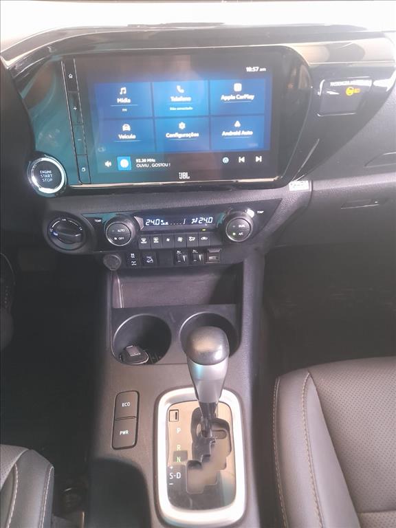 HILUX 2.8 D-4D TURBO DIESEL CD SRX 4X4 AUTOMÁTICO4