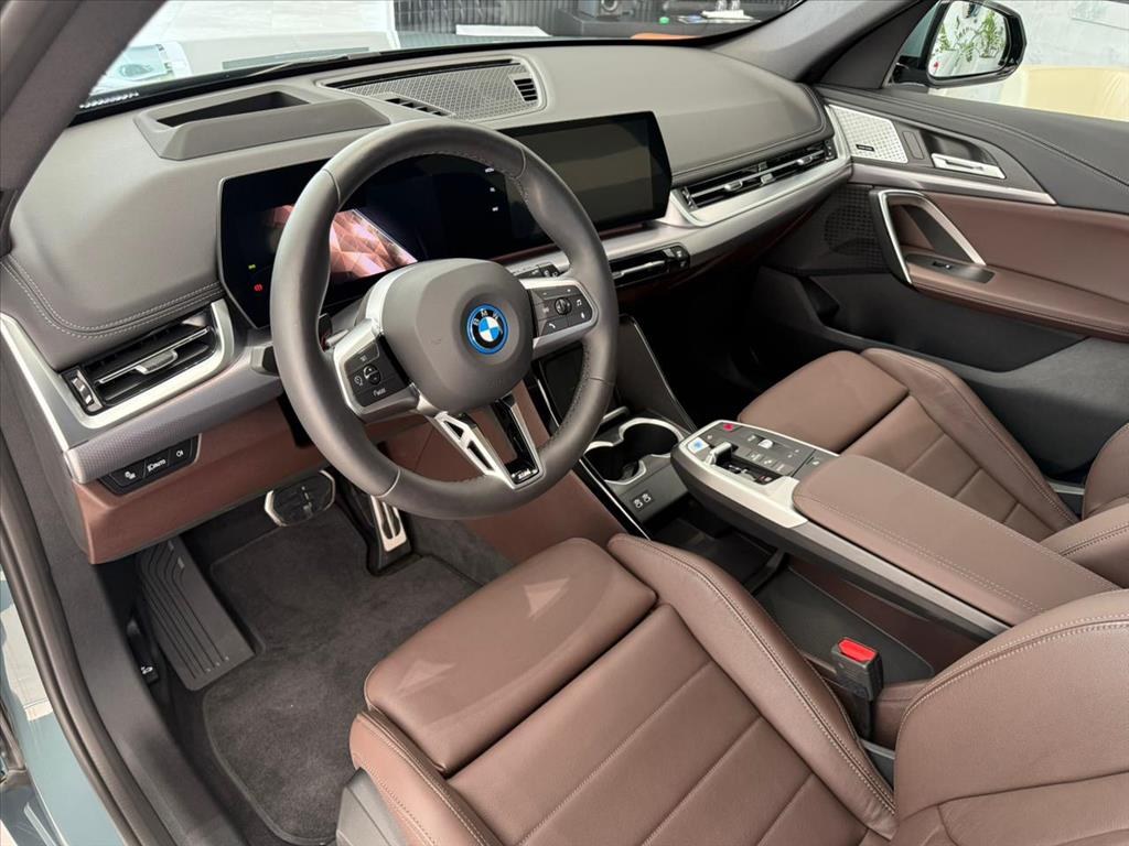 BMW-iX1-ELÉTRICO XDRIVE30 M SPORT