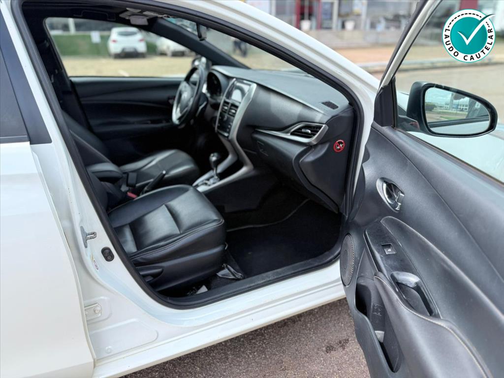 YARIS 1.5 16V FLEX XLS MULTIDRIVE14