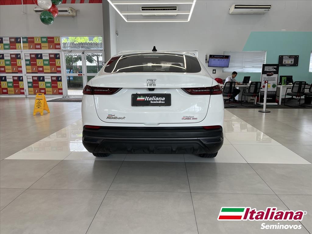 FASTBACK 1.0 TURBO 200 FLEX CVT3