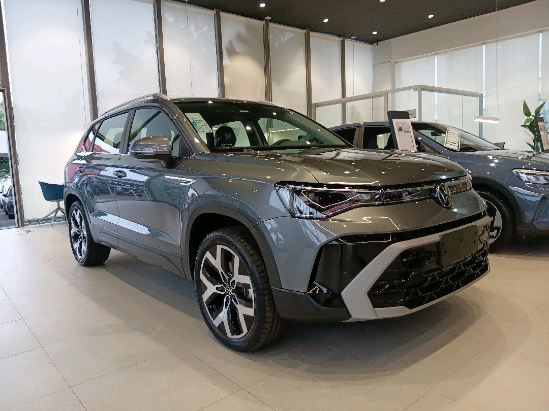TAOS 1.4 250 TSI TOTAL FLEX HIGHLINE AUTOMÁTICO0
