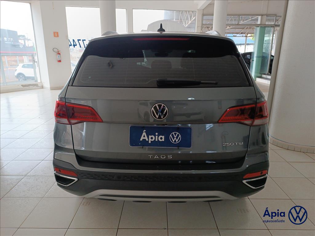 TAOS 1.4 250 TSI TOTAL FLEX HIGHLINE AUTOMÁTICO4