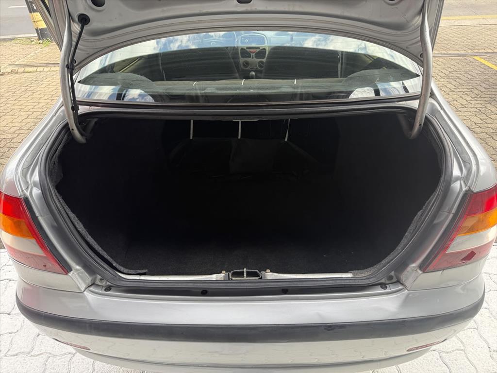 Fiat Siena - 1.0 MPI FIRE 8V FLEX 4P MANUAL