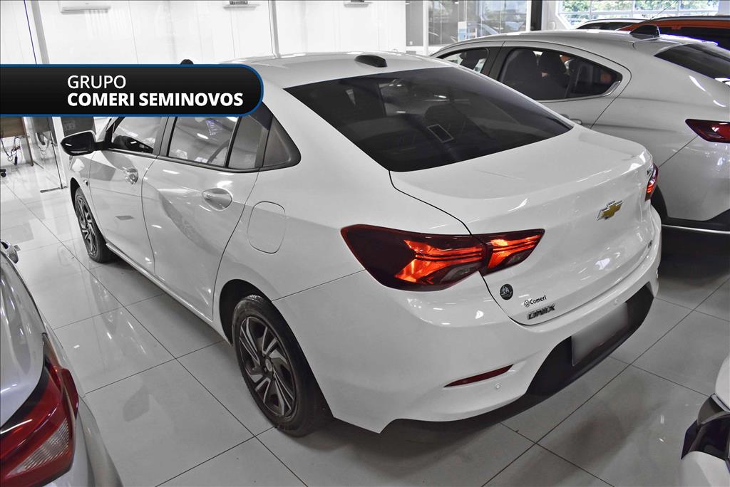 ONIX PLUS 1.0 TURBO FLEX LT AUTOMÁTICO3