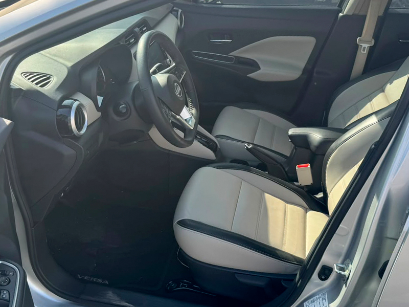 VERSA 1.6 16V FLEX EXCLUSIVE XTRONIC7
