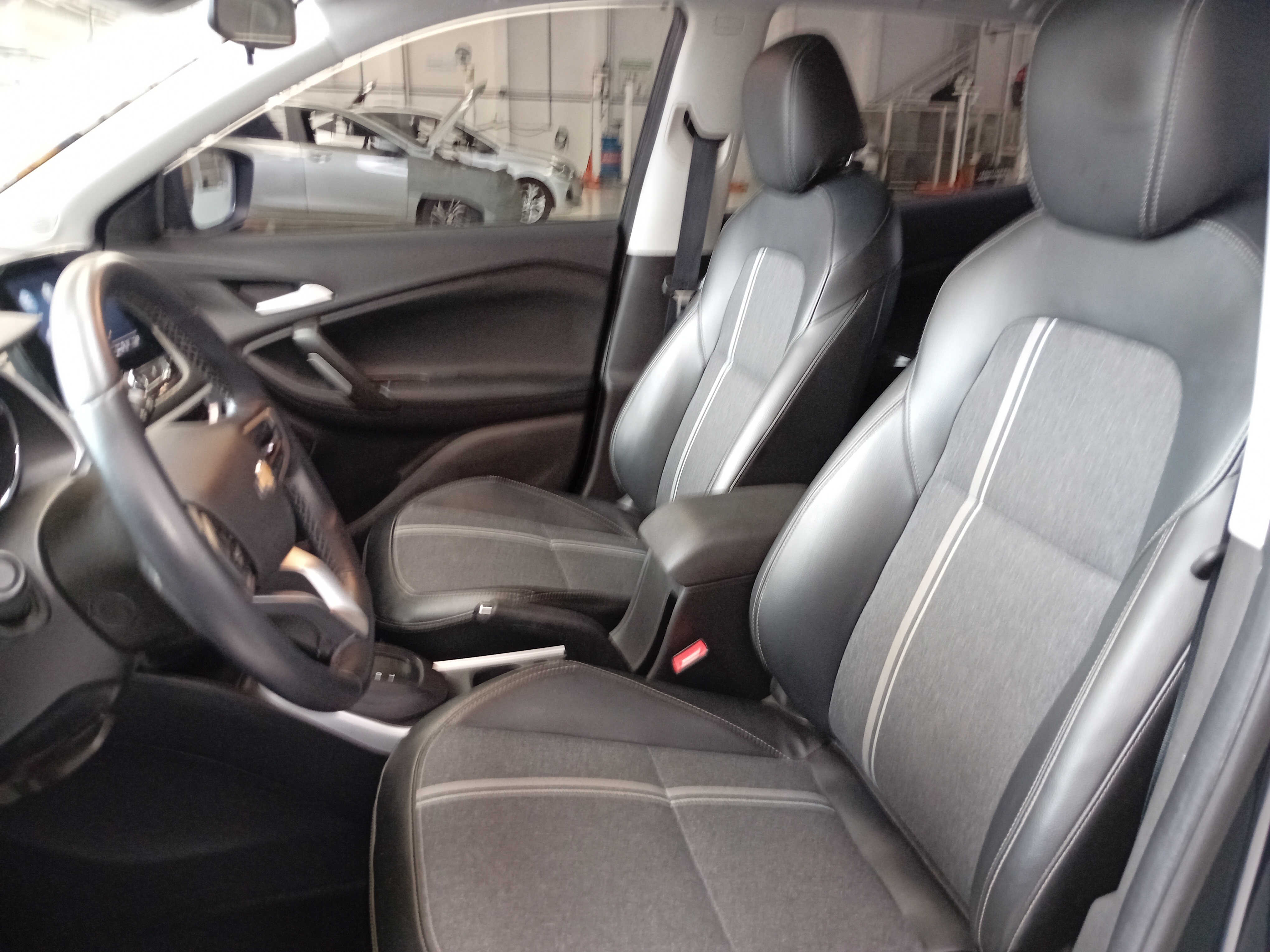 TRACKER 1.0 TURBO FLEX LTZ AUTOMÁTICO11