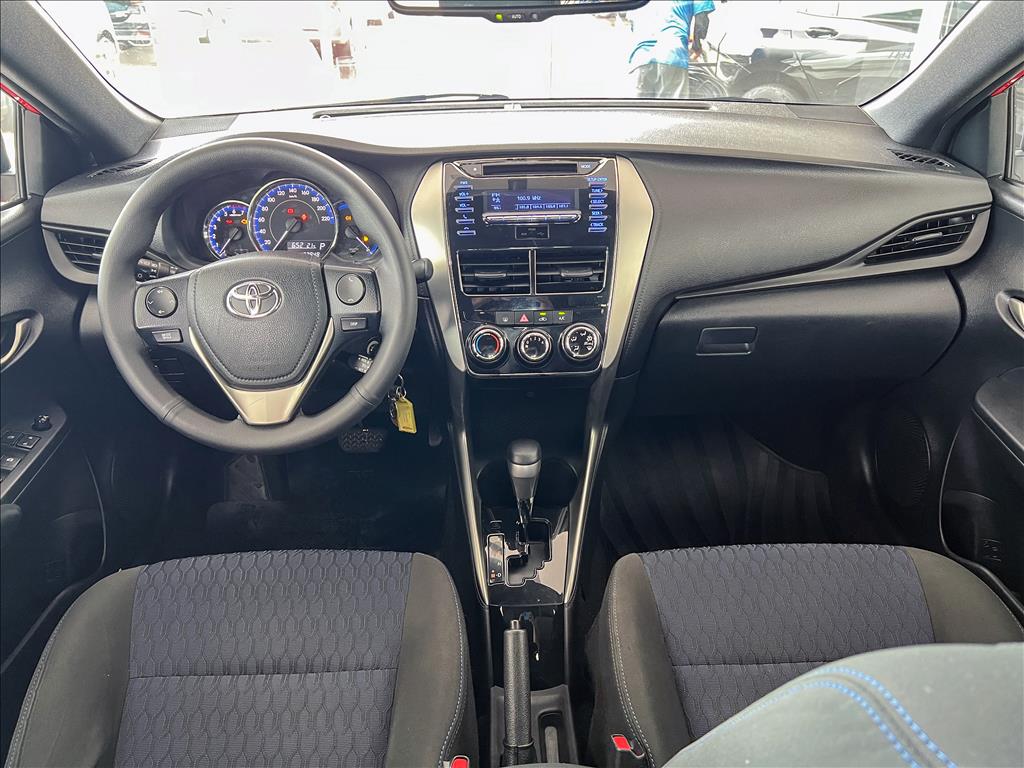 YARIS 1.3 16V FLEX XL MULTIDRIVE11