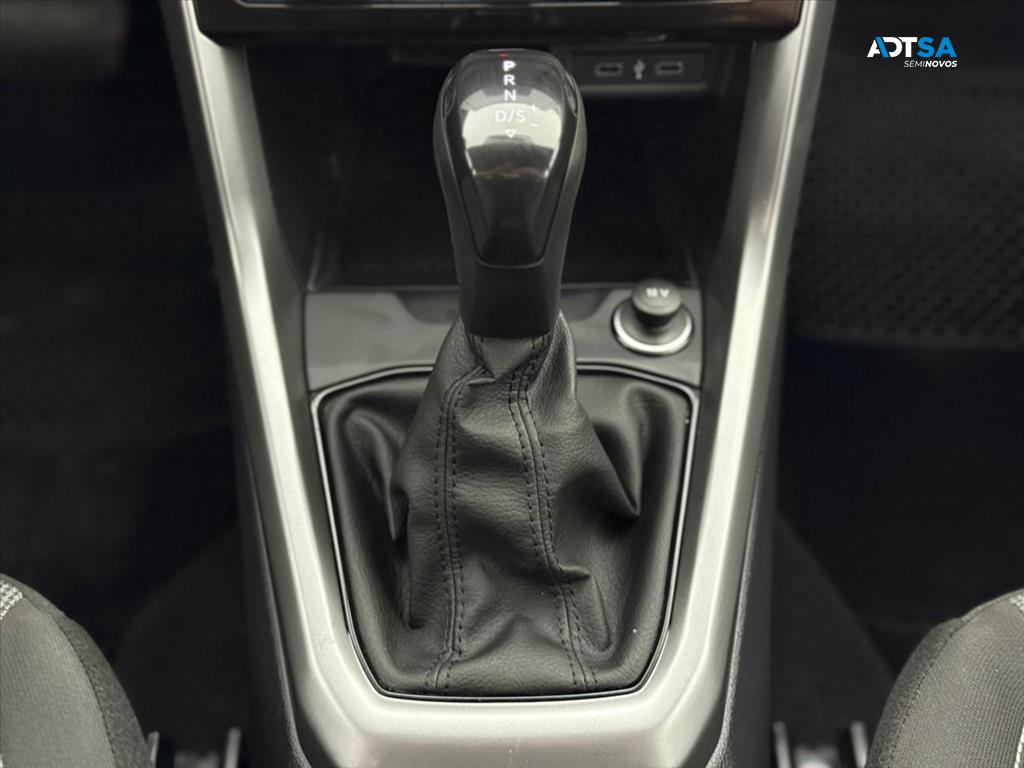 VOLKSWAGEN T-CROSS 1.0 200 TSI TOTAL FLEX AUTOMÁTICO
