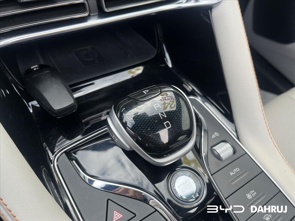 SONG PLUS 1.5 DM-I HÍBRIDO AUTOMÁTICO9