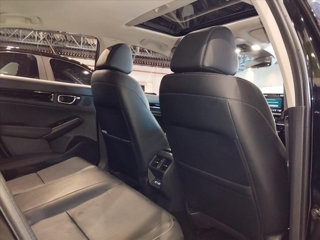 CIVIC 2.0 DI e:HEV TOURING e-CVT CIVIC 2.0 DI e:HEV TOURING e-CVT