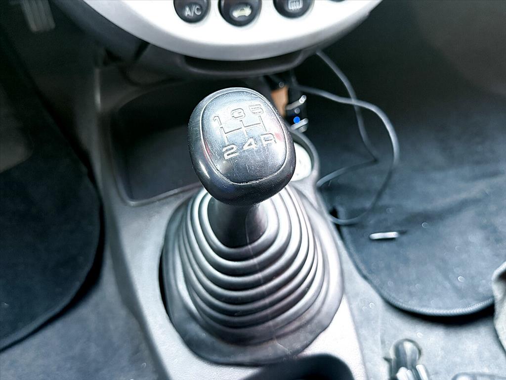 Ford Ka - 1.6 MPI XR 8V GASOLINA 2P MANUAL