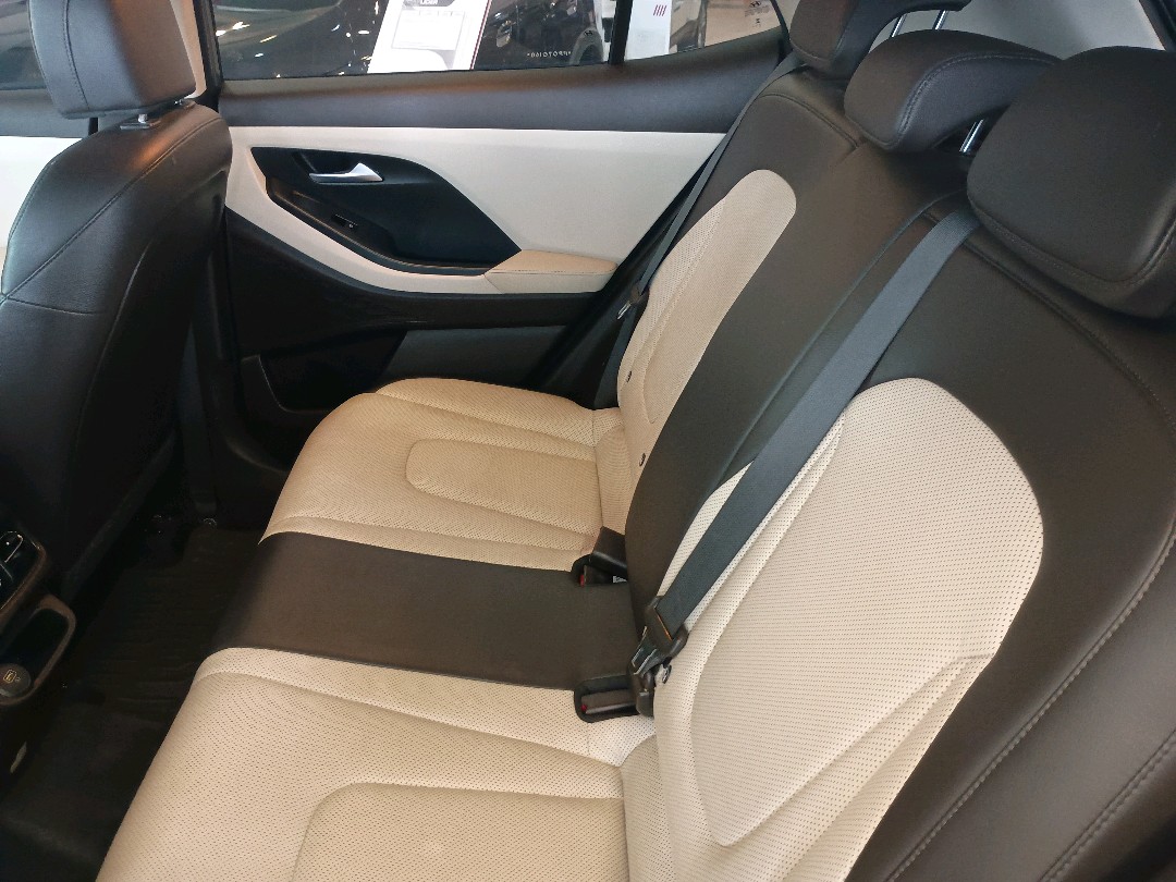 CRETA 2.0 FLEX ULTIMATE AUTOMÁTICO7
