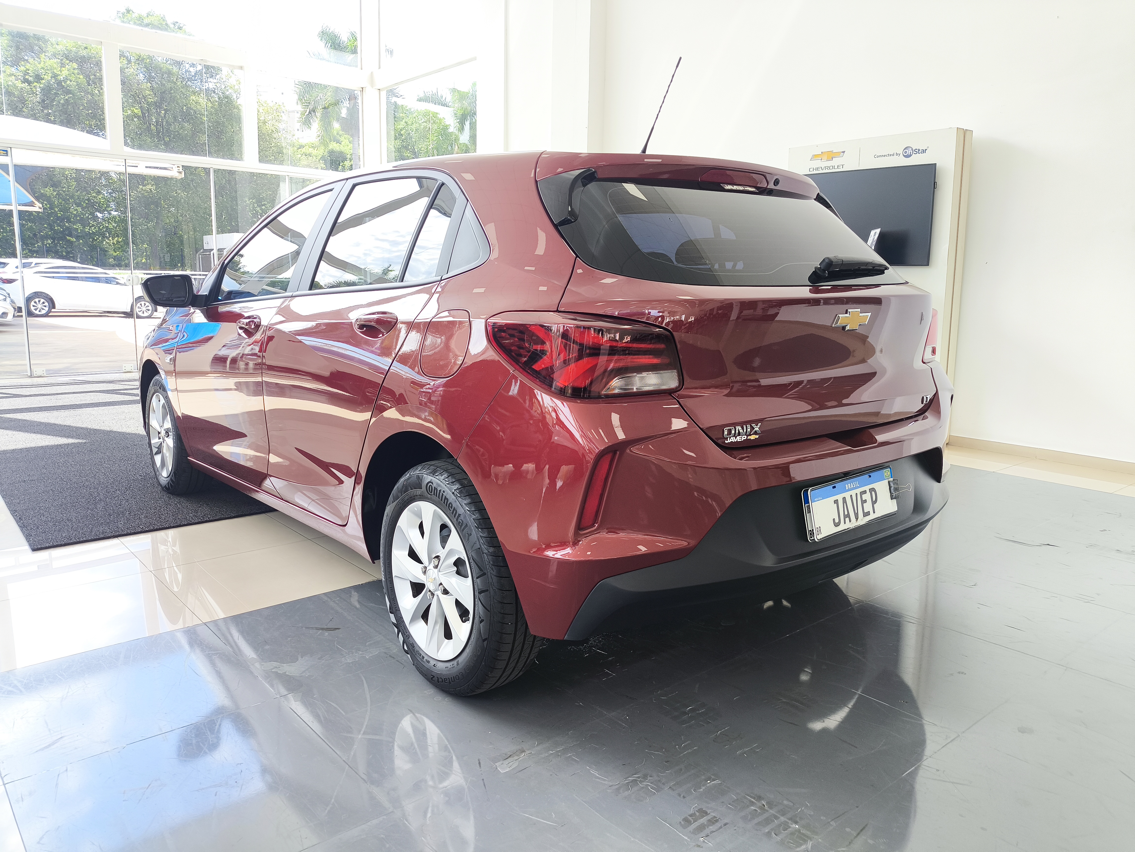 GM - Chevrolet-ONIX-1.0 FLEX LT MANUAL