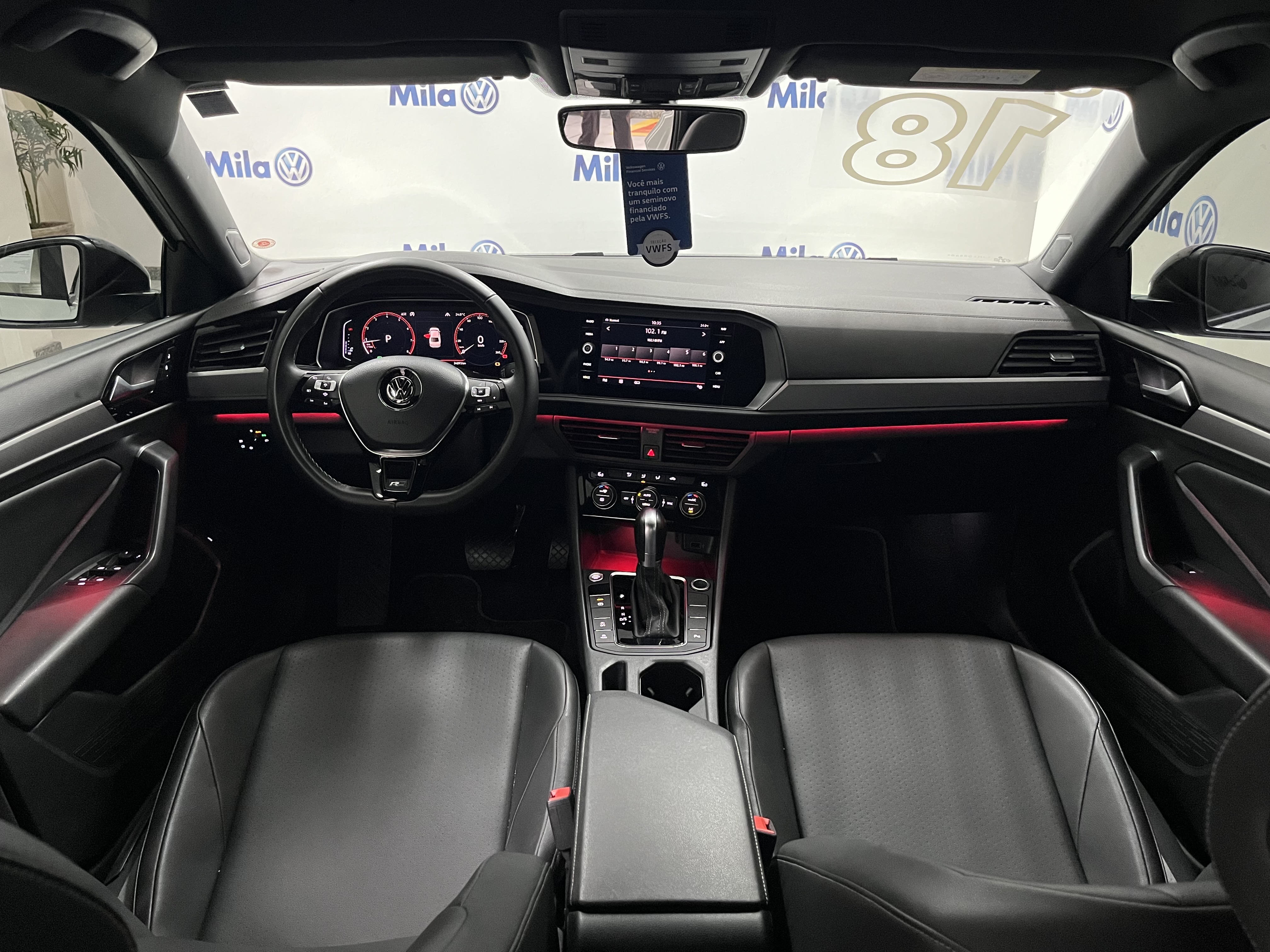 JETTA 1.4 250 TSI TOTAL FLEX R-LINE TIPTRONIC9