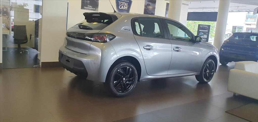 208 1.0 TURBO 200 FLEX STYLE CVT 208 1.0 TURBO 200 FLEX STYLE CVT