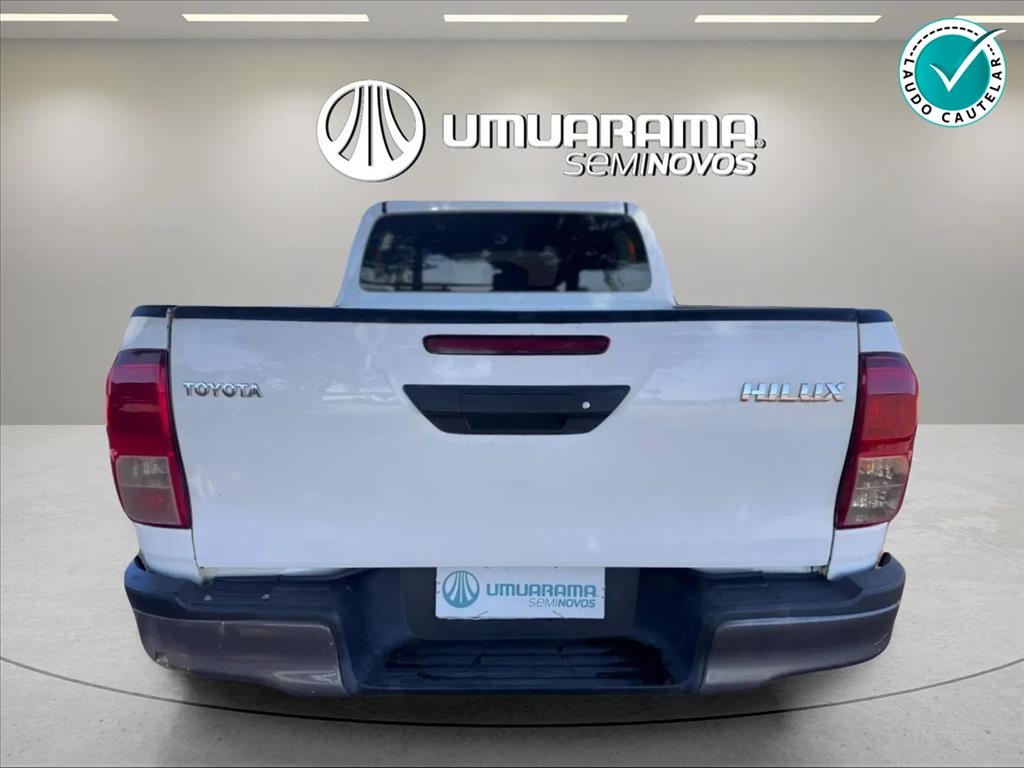 HILUX 2.8 D-4D TURBO DIESEL CD POWER PACK 4X4 MANUAL7