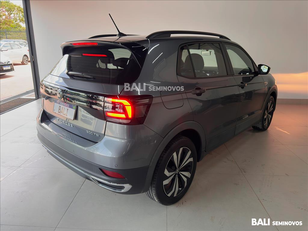 T-CROSS 1.0 200 TSI TOTAL FLEX AUTOMÁTICO3