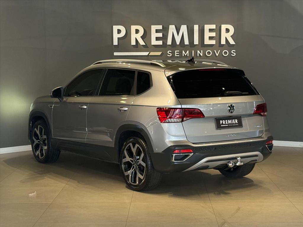 TAOS 1.4 250 TSI TOTAL FLEX HIGHLINE AUTOMÁTICO10