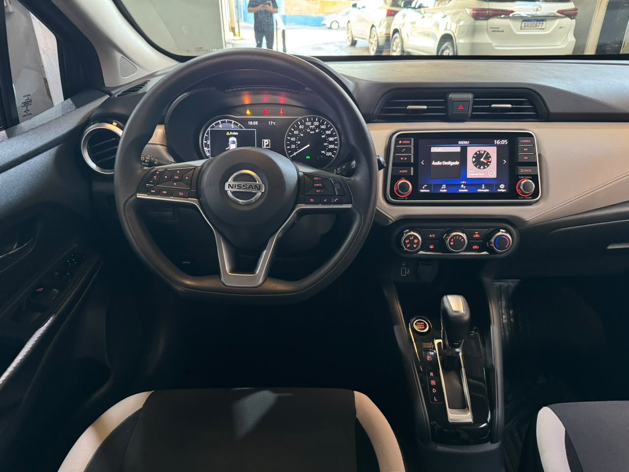 Nissan-VERSA-1.6 16V FLEX ADVANCE XTRONIC