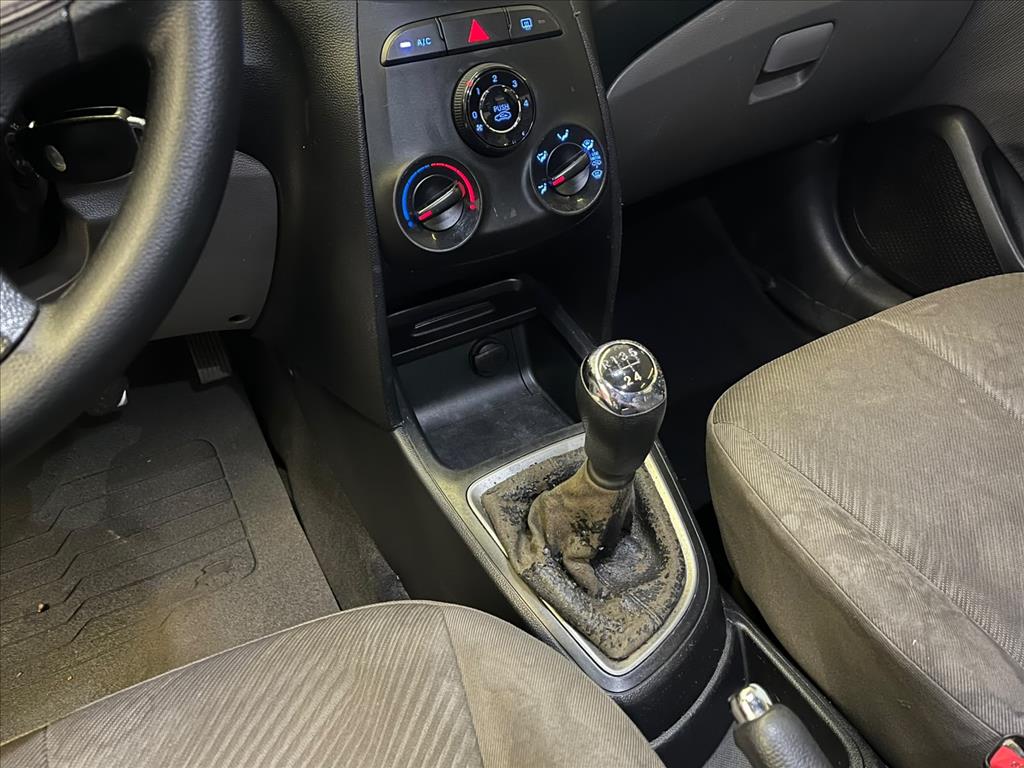 HB20S 1.6 COMFORT PLUS 16V FLEX 4P MANUAL13