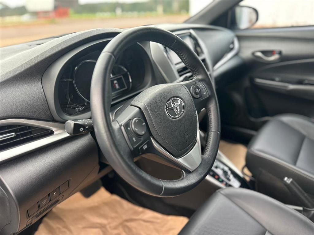 YARIS 1.5 16V FLEX XL PLUS CONNECT MULTIDRIVE9