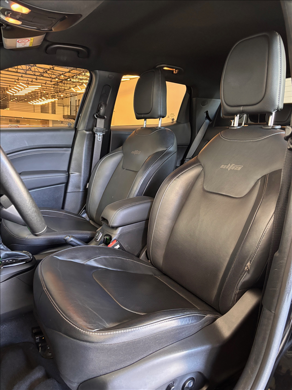 FIAT TORO 2.0 16V TURBO DIESEL ULTRA 4WD AT9-9 - Paraná Veículos Campinas - Veículos novos e seminovos com qualidade e procedência - 0