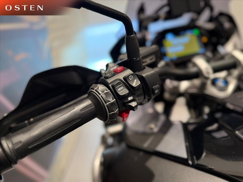 BMW Motorrad-R-1250 GS ADVENTURE TRIPLE BLACK