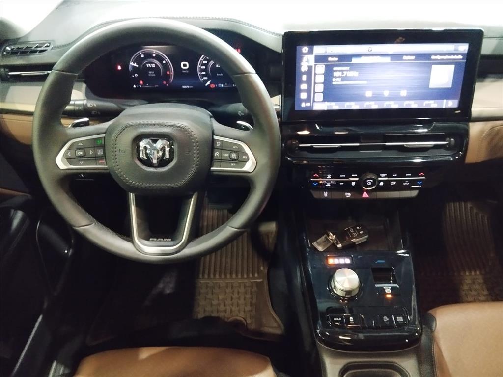 RAMPAGE 2.0 TURBO DIESEL LARAMIE 4X4 AUTOMÁTICO12