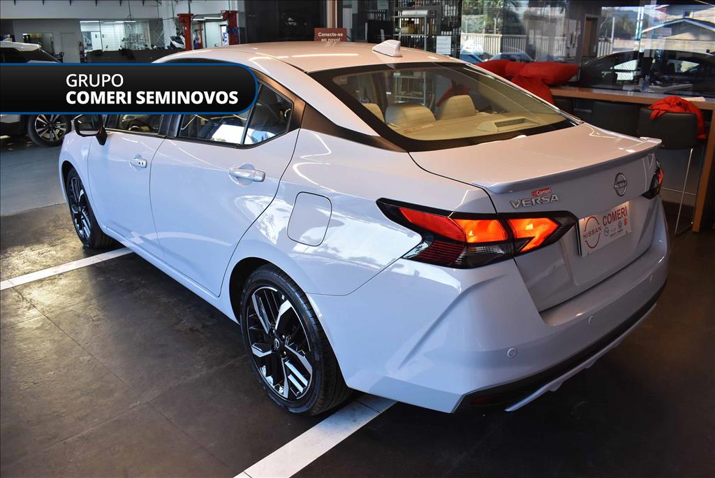 VERSA 1.6 16V FLEX EXCLUSIVE XTRONIC