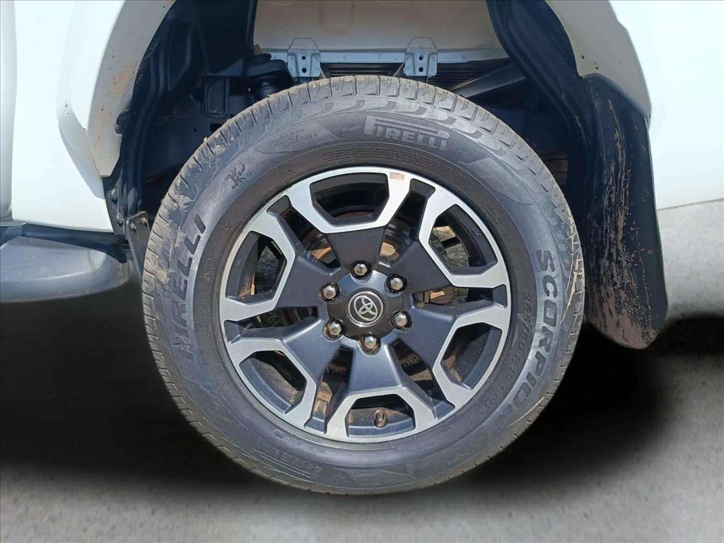 HILUX 2.8 D-4D TURBO DIESEL CD SRX PLUS 4X4 AUTOMÁTICO15