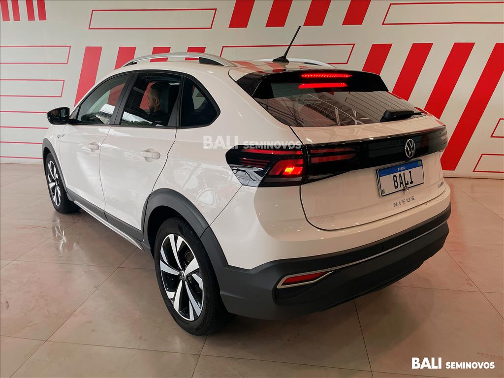 NIVUS 1.0 200 TSI TOTAL FLEX HIGHLINE AUTOMÁTICO7