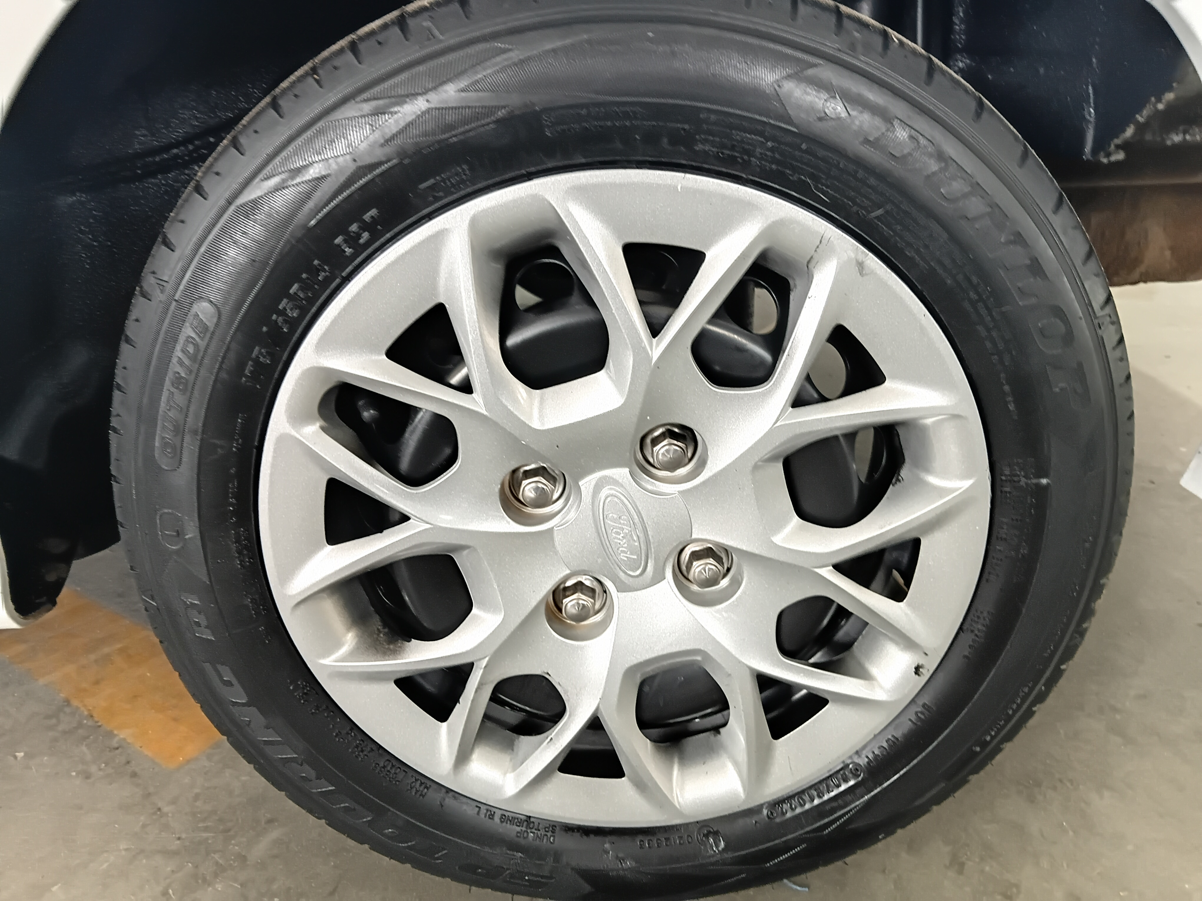Ford-KA +-1.0 TI-VCT FLEX SE MANUAL