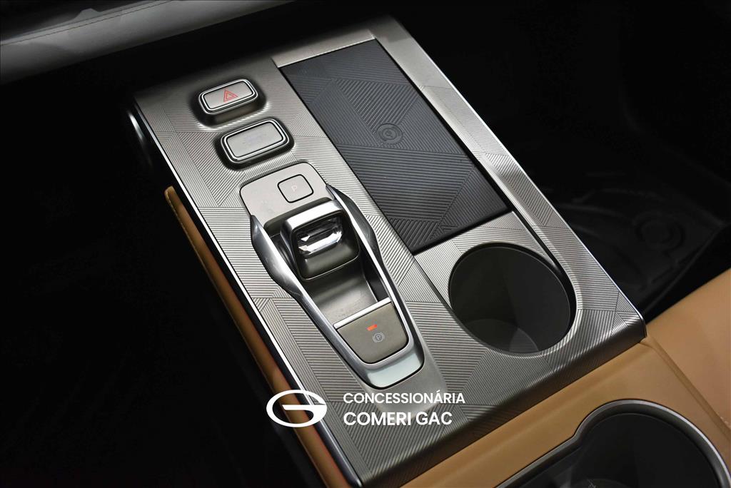 GS4 2.0 HEV ELITE AUTOMÁTICO17