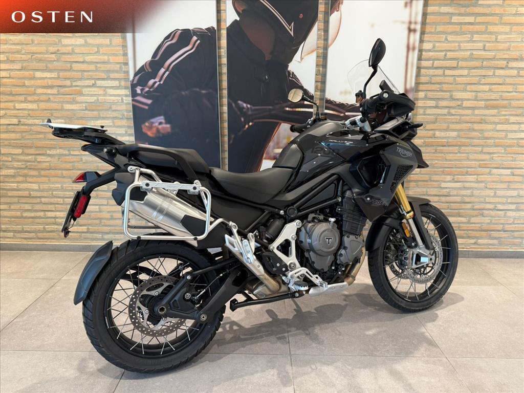 TRIUMPH-TIGER-1200 BLACK EDITION