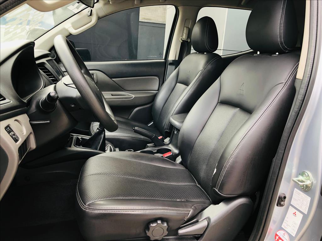 L200 TRITON 2.4 16V TURBO DIESEL GL CD 4X4 MANUAL7