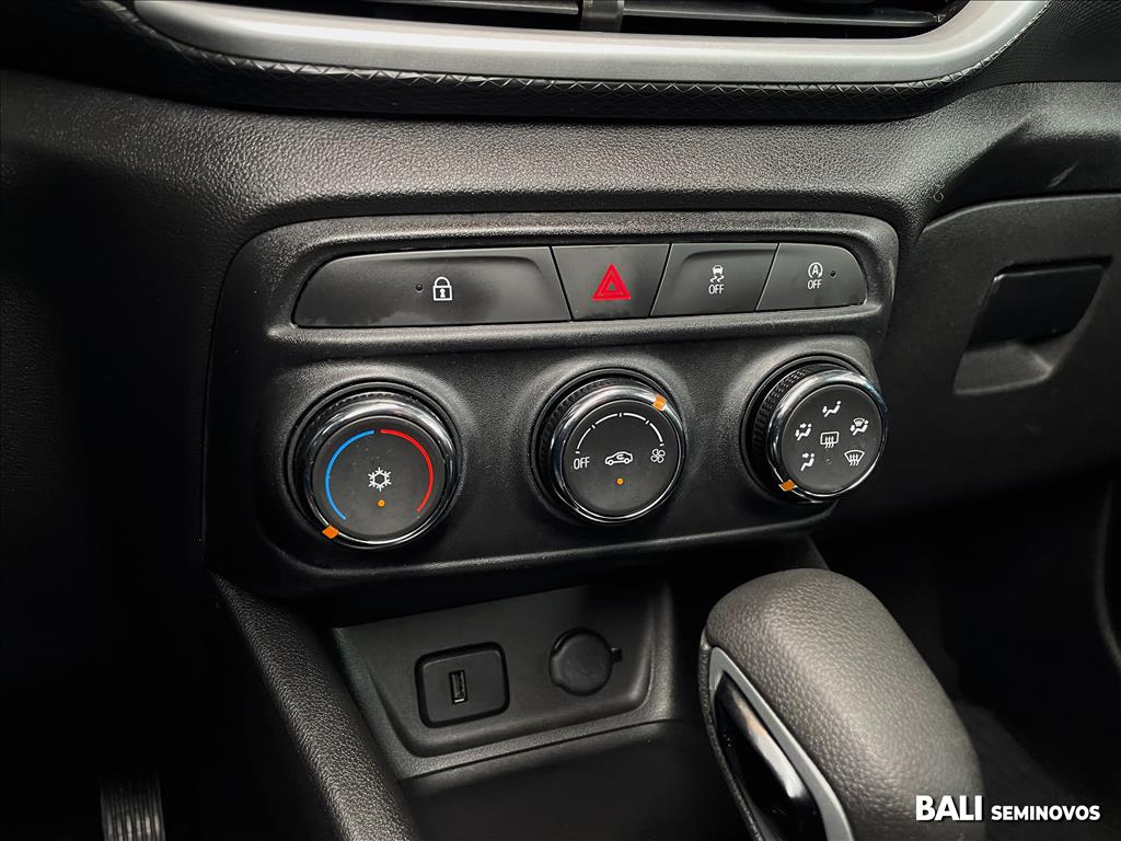 TRACKER 1.0 TURBO FLEX LTZ AUTOMÁTICO14