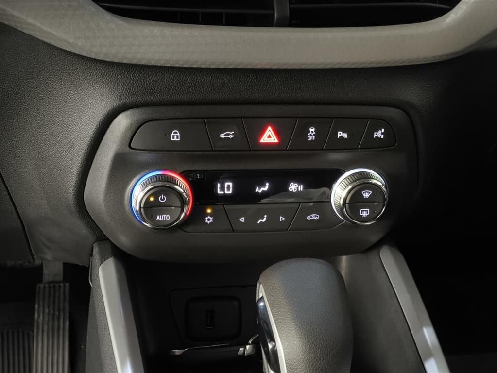 ONIX PLUS 1.0 TURBO FLEX PREMIER AUTOMÁTICO6