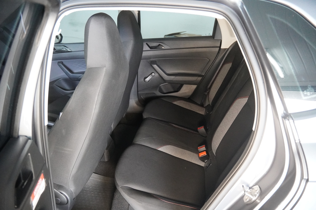 POLO 1.0 MPI TRACK MANUAL8