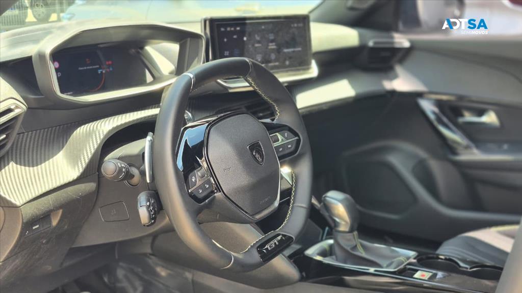 PEUGEOT 2008 1.0 TURBO 200 FLEX GT CVT