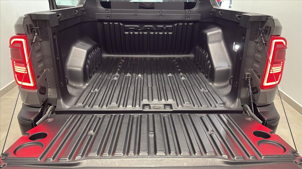 RAMPAGE 2.0 HURRICANE 4 TURBO GASOLINA R/T 4X4 AUTOMÁTICO11