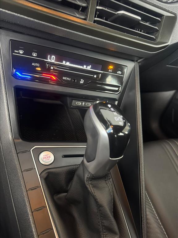 NIVUS 1.0 200 TSI TOTAL FLEX HIGHLINE AUTOMÁTICO10