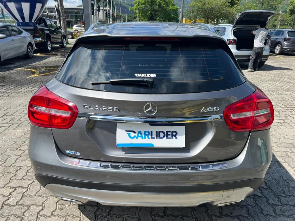 GLA 250 2.0 16V TURBO GASOLINA VISION 4P AUTOMÁTICO3