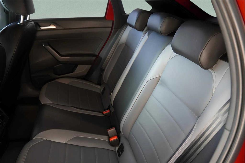 NIVUS 1.0 200 TSI TOTAL FLEX HIGHLINE AUTOMÁTICO11