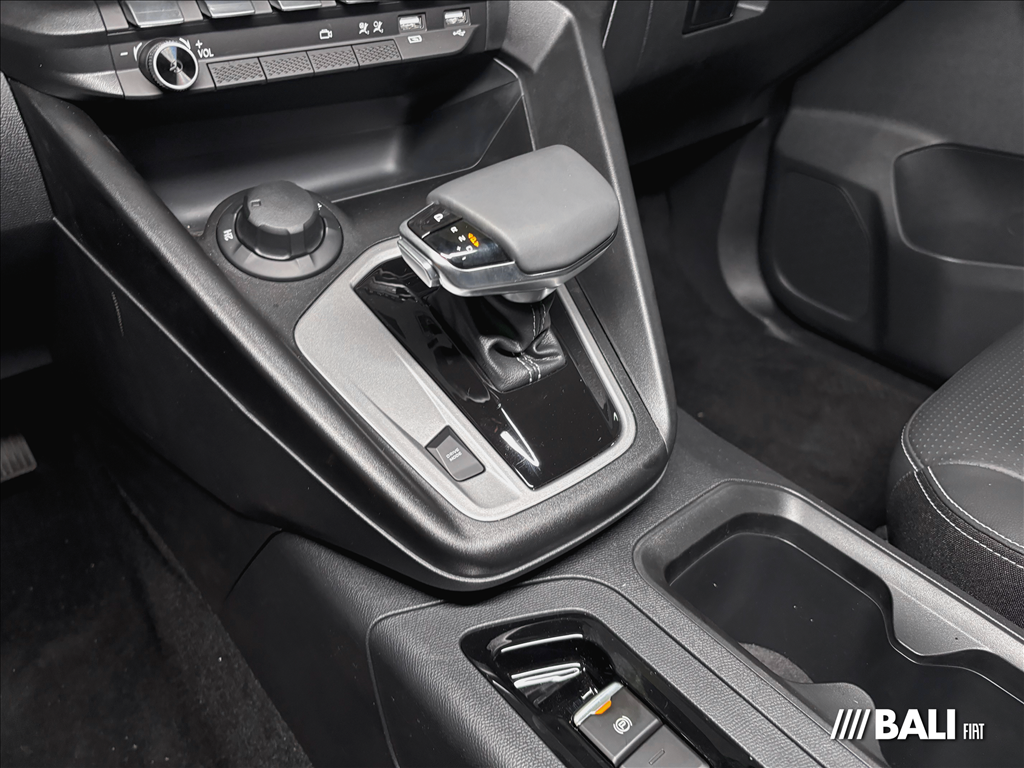 TITANO 2.2 TURBO DIESEL VOLCANO 4X4 AT811