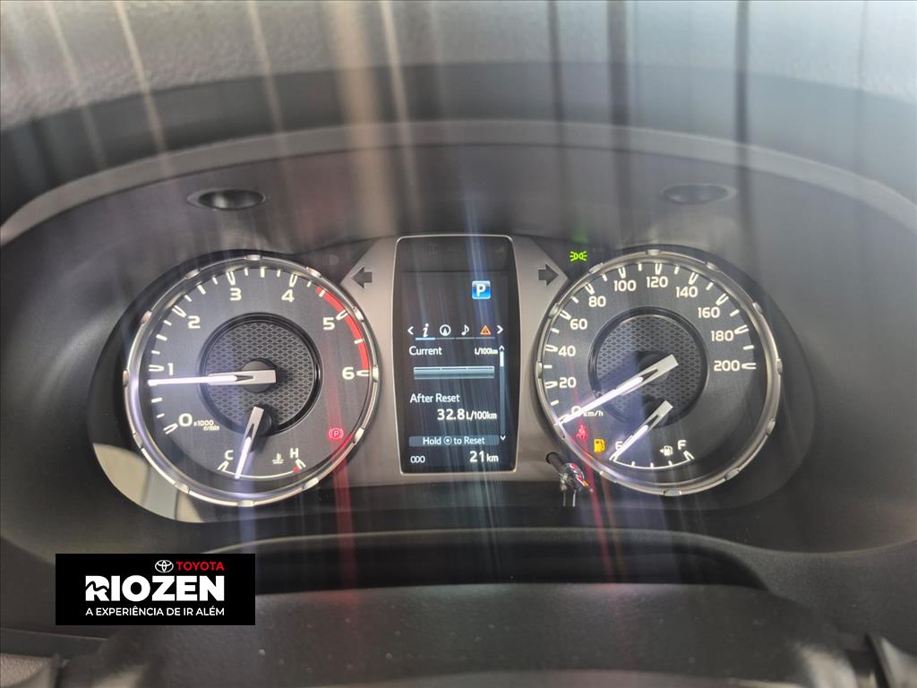 HILUX 2.8 D-4D TURBO DIESEL CD POWER PACK 4X4 AUTOMÁTICO8