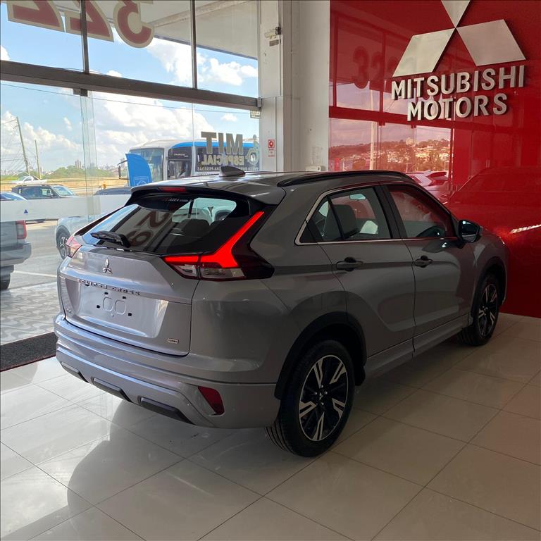 Mitsubishi-ECLIPSE CROSS-1.5 MIVEC TURBO GASOLINA HPE CVT