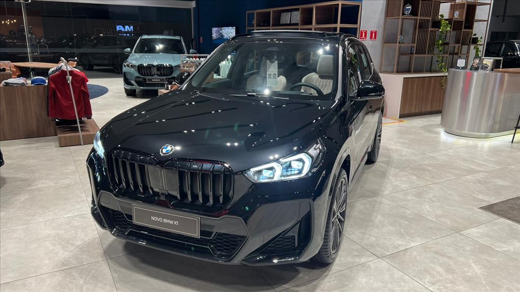 X1 2.0 16V TURBO GASOLINA SDRIVE20I M SPORT STEPTRONIC